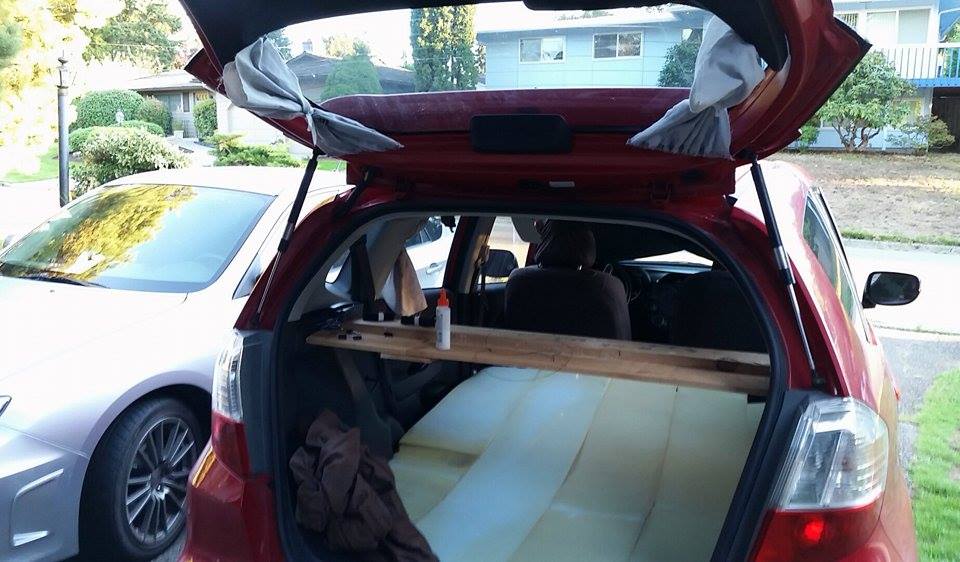 Sleeping in the Fit. - Unofficial Honda FIT Forums